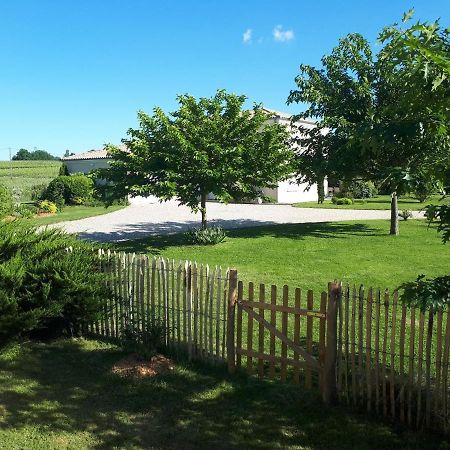 Villa La Roulotte De Glorit Bourg-sur-Gironde Exterior foto